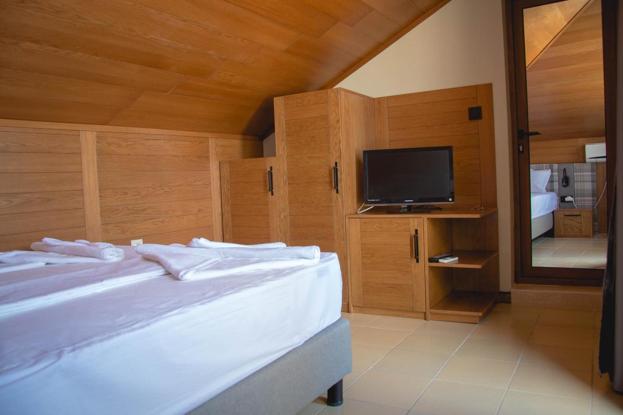 Prince Cyril Hotel Несебр Экстерьер фото